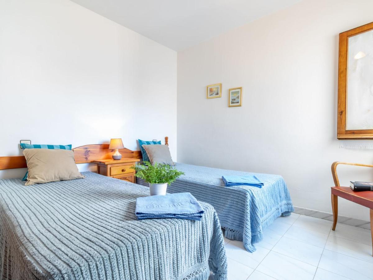 Apartment Els Jardins III By Interhome Roses Esterno foto